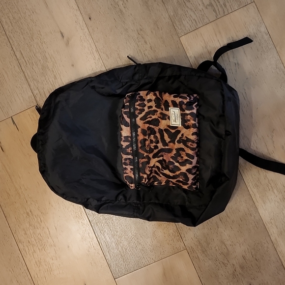 Harshel Foldable Lightweight Backpack - Picture 1 of 5